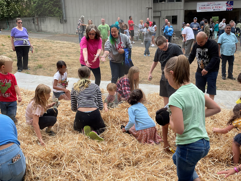 Frank Lumber Carnival & Picnic 2022